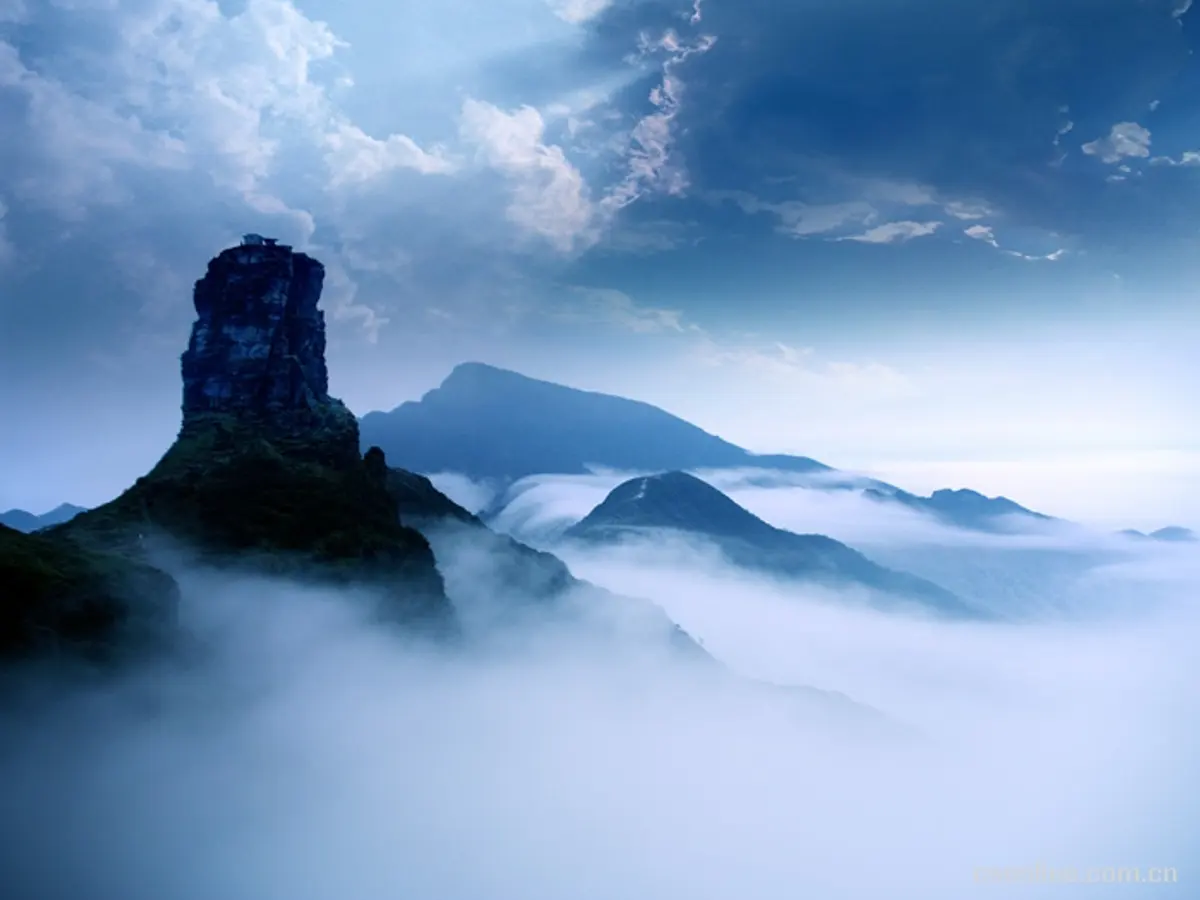 铜仁梵净山标志性晚霞摄影景观
