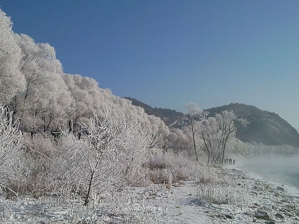 吉林雾凇岛标志性晚霞摄影景观